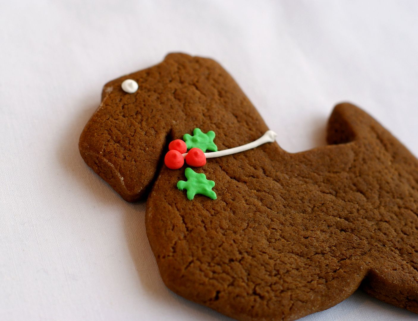 Gingerbread Dudes, Gals & Pups, plus *the best* gingerbread cookie